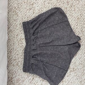 LULULEMON track that high rise short lined 3"